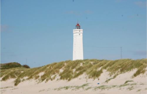 Six-bedroom Holiday Home In Blavand