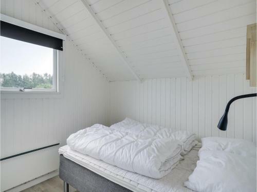 Four-bedroom Holiday Home In Blavand