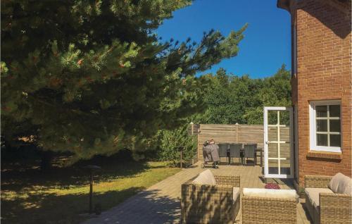 Four-bedroom Holiday Home In Blavand