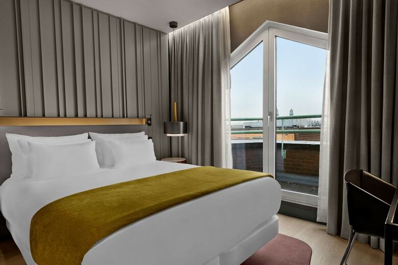 Hotel NH Collection Amsterdam Flower Market