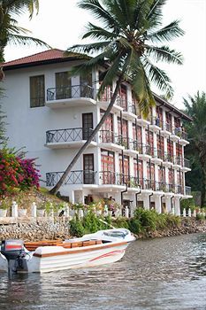Mahaweli Reach Hotel