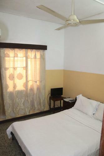 Hotel Aurore Lom�