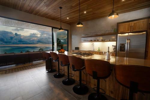 Hermosa Retreat Hr5 Luxury Villa