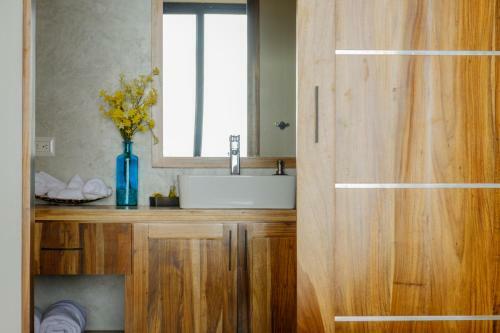 Hermosa Retreat Hr5 Luxury Villa