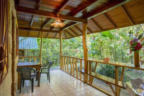 Hotel Bungalows Calal�