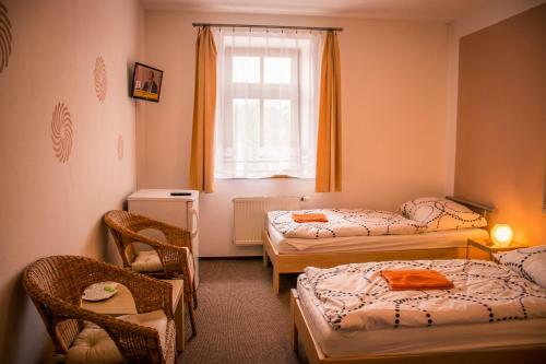 Hostal Hotel Amos