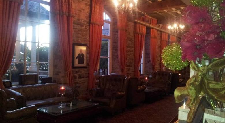 Hotel Blarney Woollen Mills