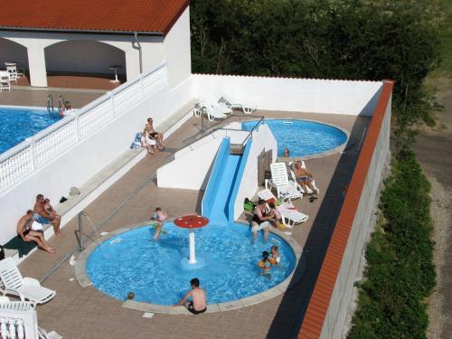 Three-bedroom Holiday Home In Tranek�r 3