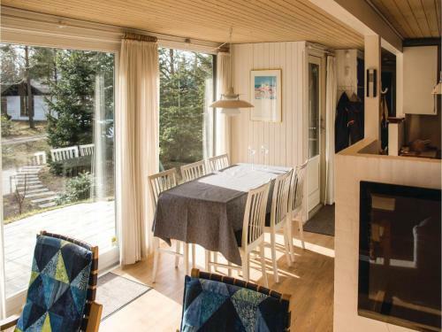 Three-bedroom Holiday Home In Nykobing M