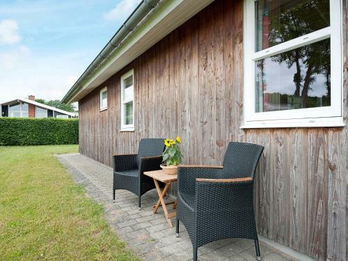 Three-bedroom Holiday Home In Sj�lund 3