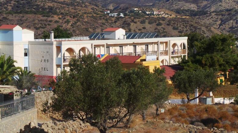 Hotel Seven Stars