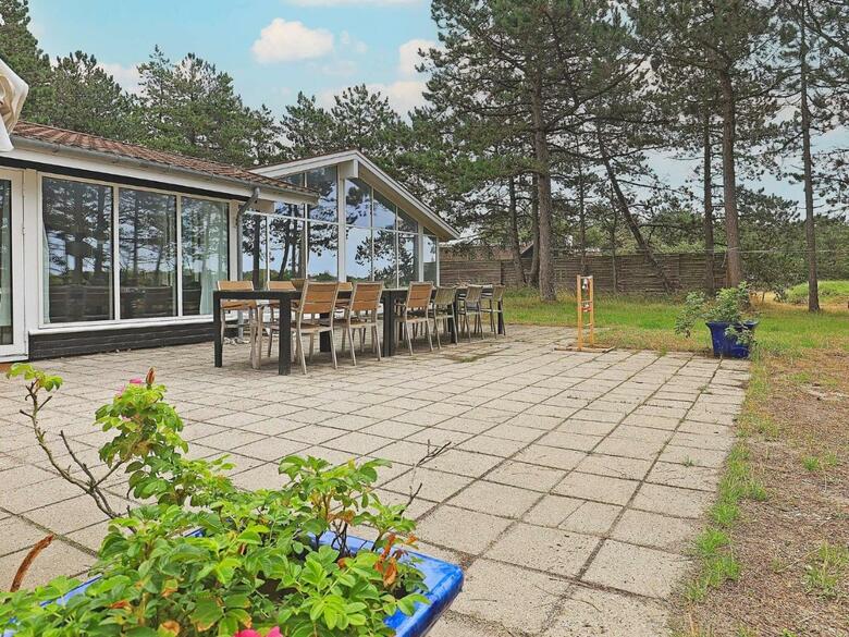 Six-bedroom Holiday Home In Humble