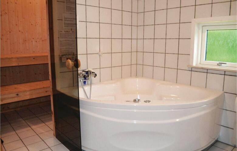 Two-bedroom Holiday Home In Oksb�l 3
