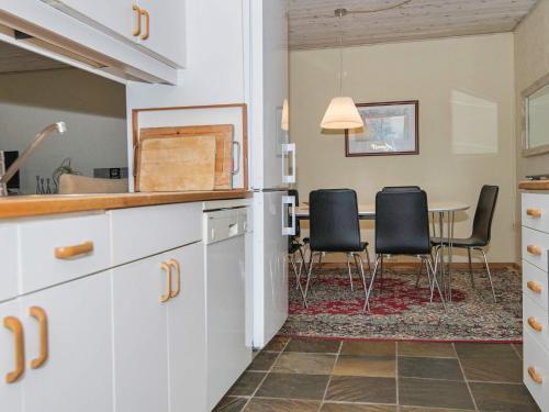 Four-bedroom Holiday Home In Sydals 1