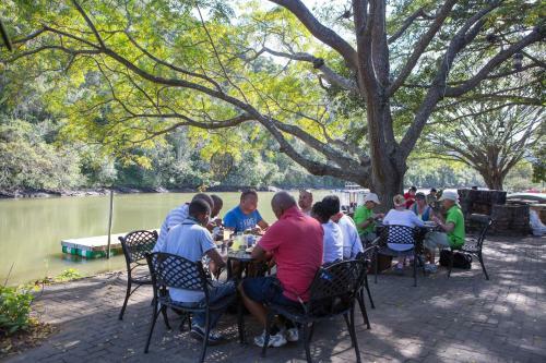 Hotel Areena Riverside Resort & Private Game Reserve