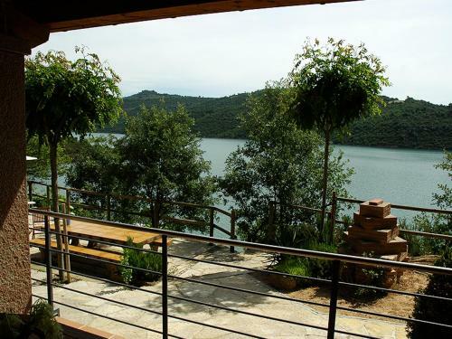 Agroturismo Casa Rural Junto Al Lago