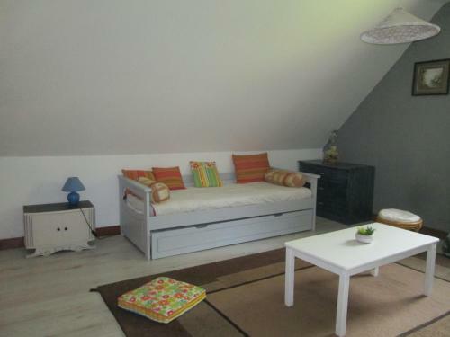 Holiday Home La Ch�taigneraie
