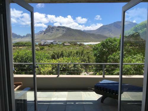 Hostal Moonstruck On Pringle Bay Guesthouse
