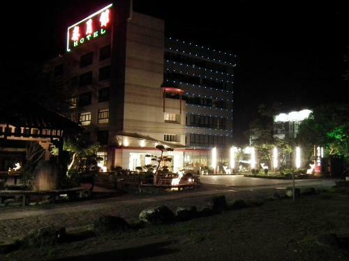Honey Moon Hotel