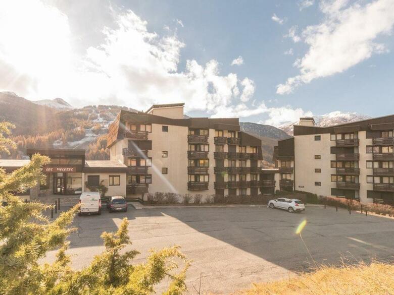 Apartment Melezes