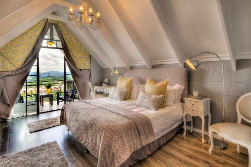 Hostal Loerie's Call Guesthouse