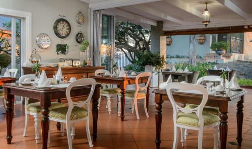 Hostal Loerie's Call Guesthouse