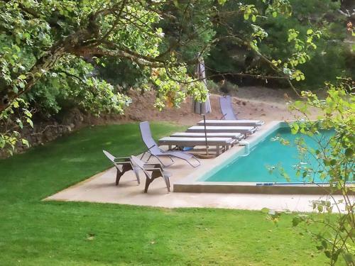 Lovely Villa In Entrecasteaux By The River