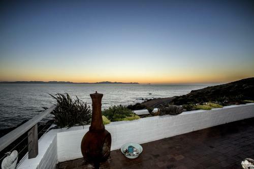 Rocklands Seaside Bed And Breakfast