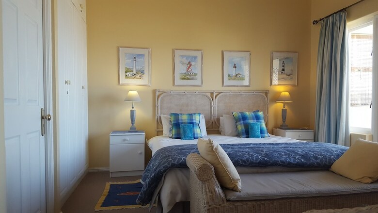 Hostal Albatross Guest House