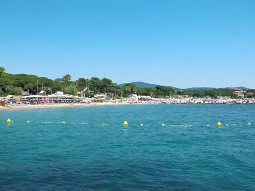 Holiday Home Les Mazets Du Soleil (max120)