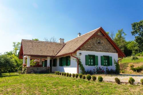 �reghegyi Apartman