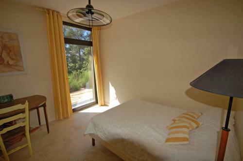 Le Tholonet Villa Sleeps 8 Pool Air Con Wifi