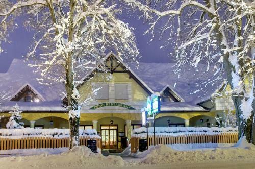 Denis Hotel �s �tterem