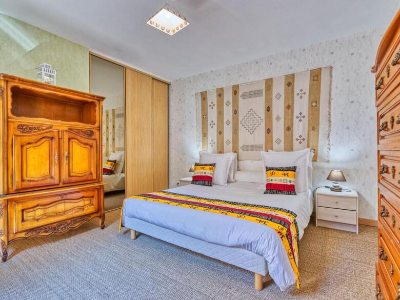 Holiday Home La Bergerie (nsm100)