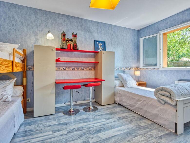 Holiday Home La Bergerie (nsm100)
