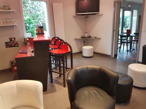 Hotel H�tel Restaurant Les Bruy�res