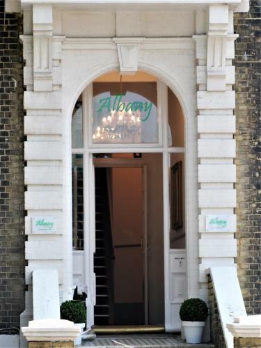 Albany Hotel