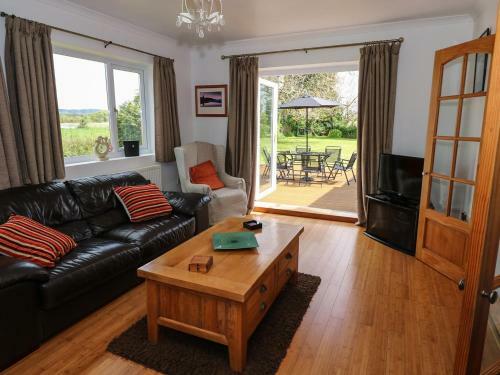 Lakelands, Burry Port