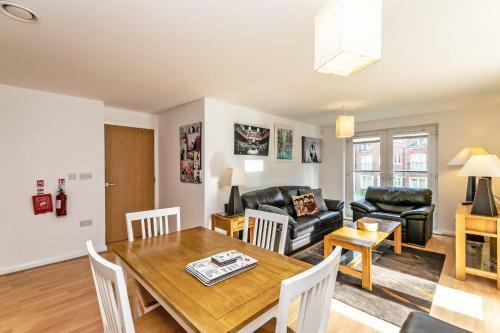 Racecourse Serviced Apartments