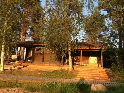 Lodge Hyv�l�n M�kit
