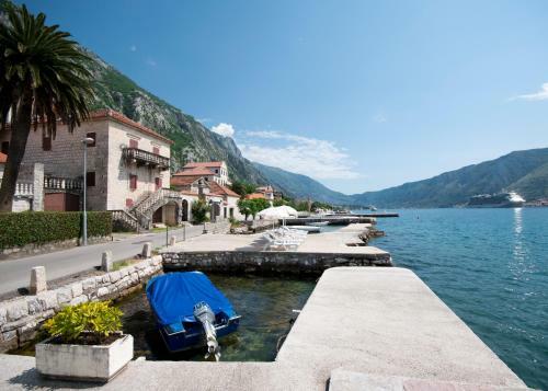 Apartments Radonicic
