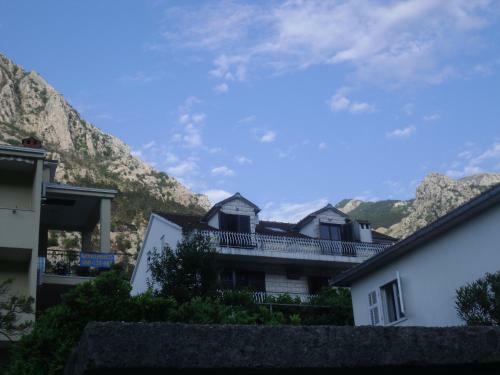 Apartments Coso