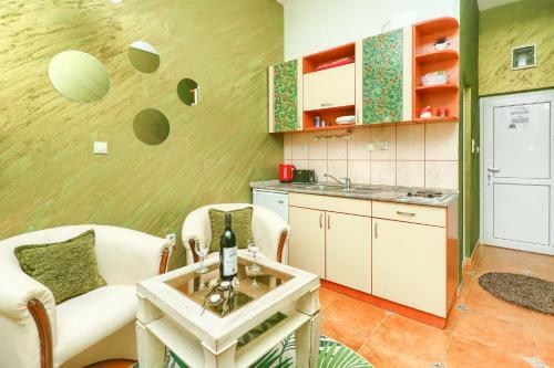 Apartments Vukotic I