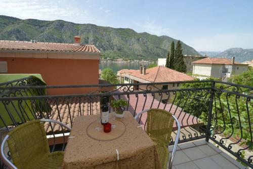 Apartments Vukotic I