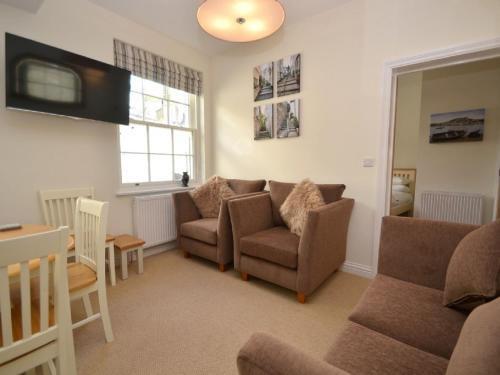 Modern Apartment In Dartmouth Devon Near Sea