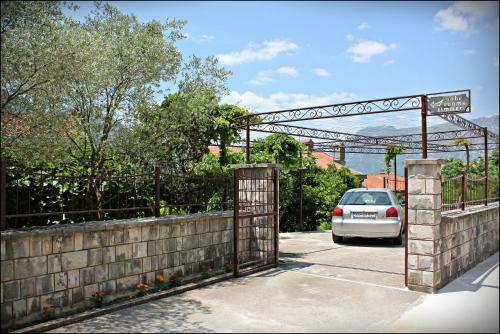 Hostal Guest House Tomcuk
