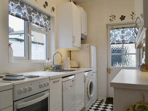 The White Cottage
