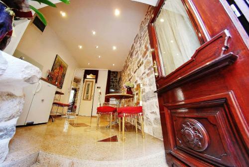 Hostal Vg Three Bedroom Castle