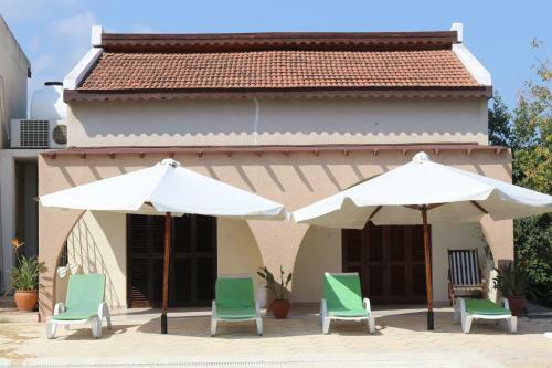 Five Fingers Holiday Bungalows