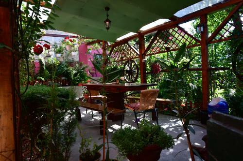 Hostal Pensiunea Cristina Si Pavel